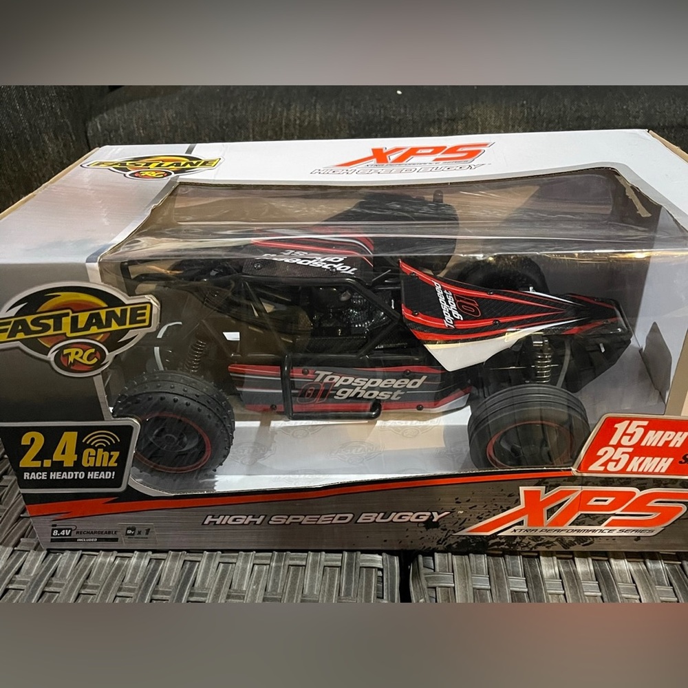 Hi Speed Buggy with Remote Control - Picture 1 of 10